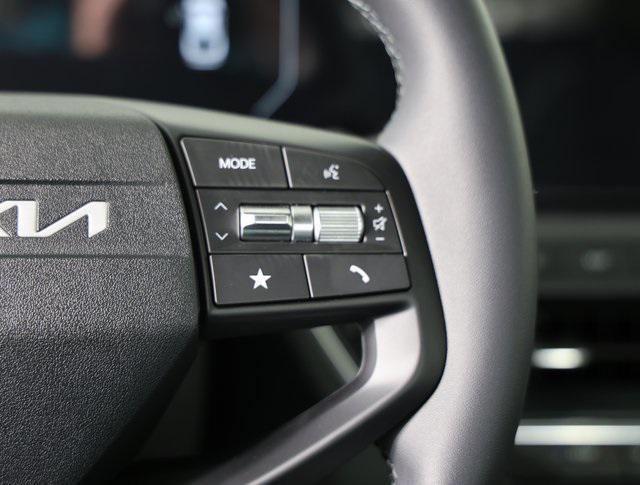 new 2025 Kia K4 car, priced at $23,913