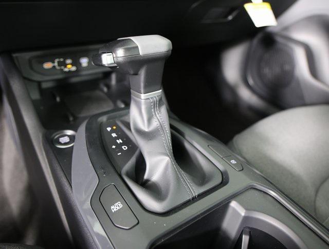 new 2025 Kia K4 car, priced at $23,913