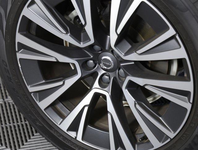 used 2020 Volvo XC90 car, priced at $18,995