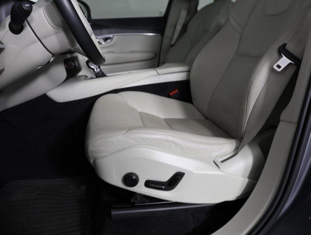 used 2020 Volvo XC90 car, priced at $18,995