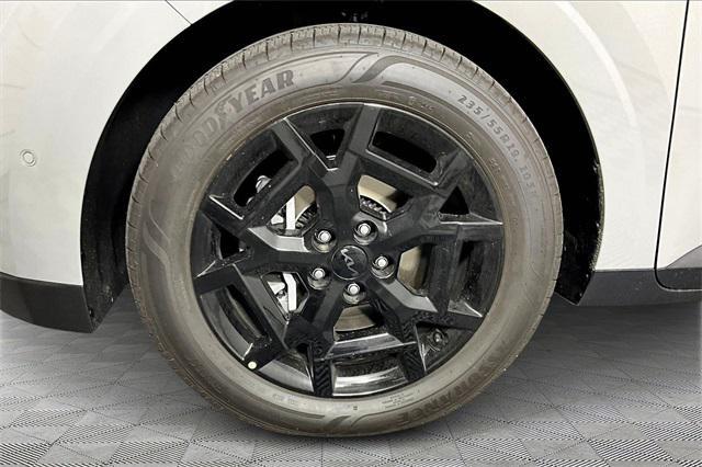 new 2026 Kia Carnival car, priced at $51,315