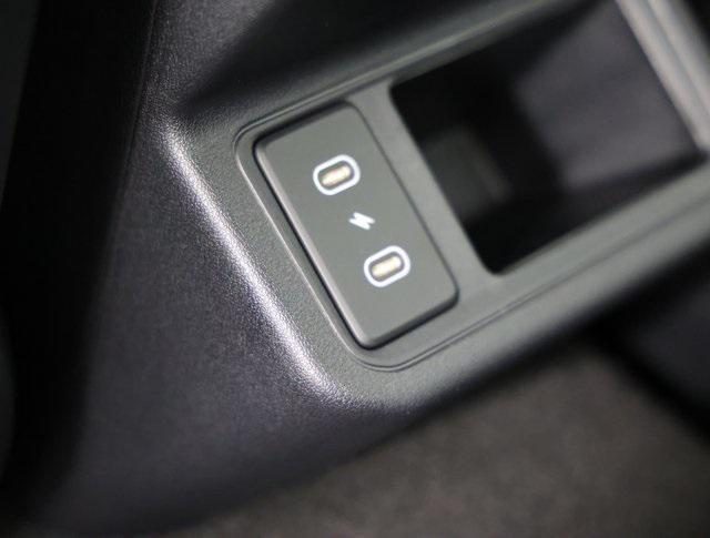 new 2025 Kia K4 car, priced at $22,157