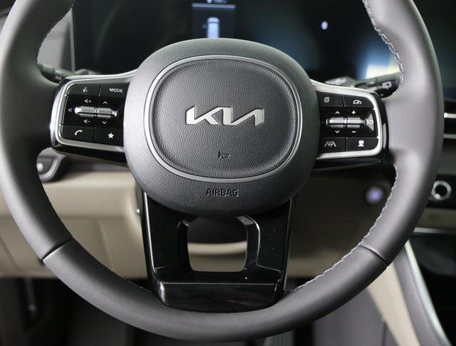 new 2025 Kia Carnival car, priced at $41,360