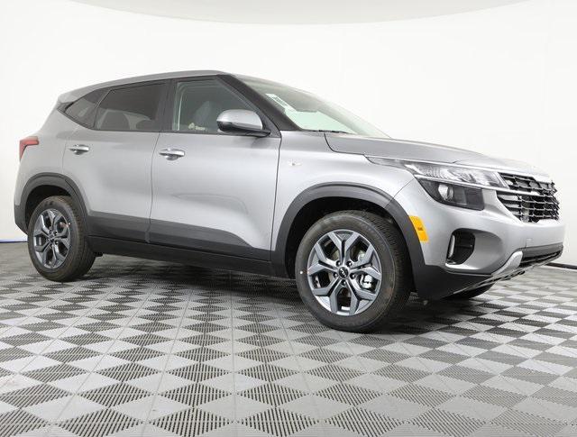 new 2026 Kia Seltos car, priced at $24,775