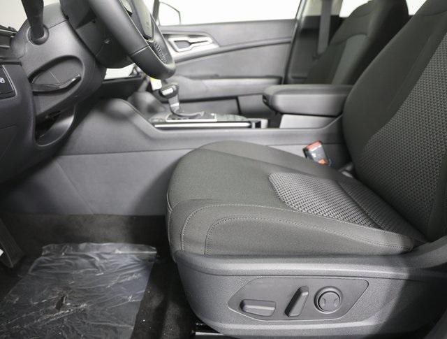 new 2026 Kia Sportage car, priced at $31,060