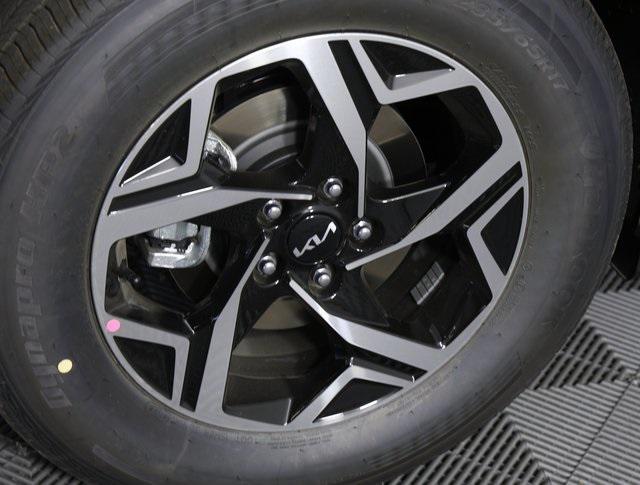 new 2025 Kia Sportage car, priced at $27,170