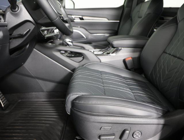 new 2025 Kia Telluride car, priced at $53,801