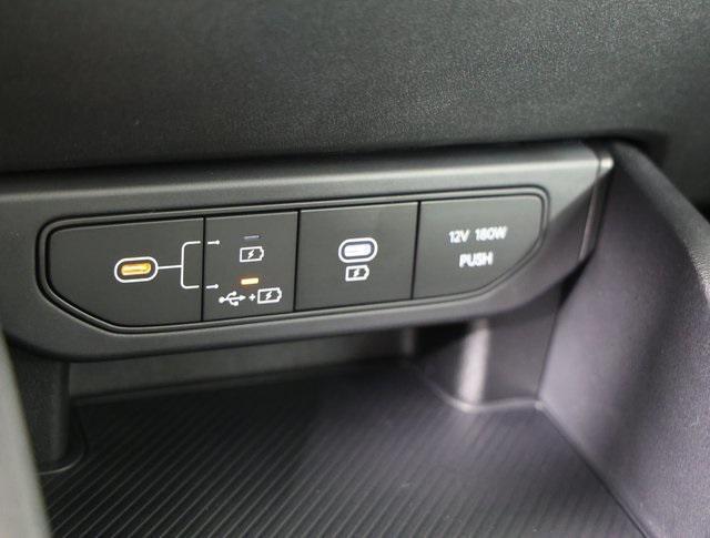 new 2025 Kia K4 car, priced at $23,182