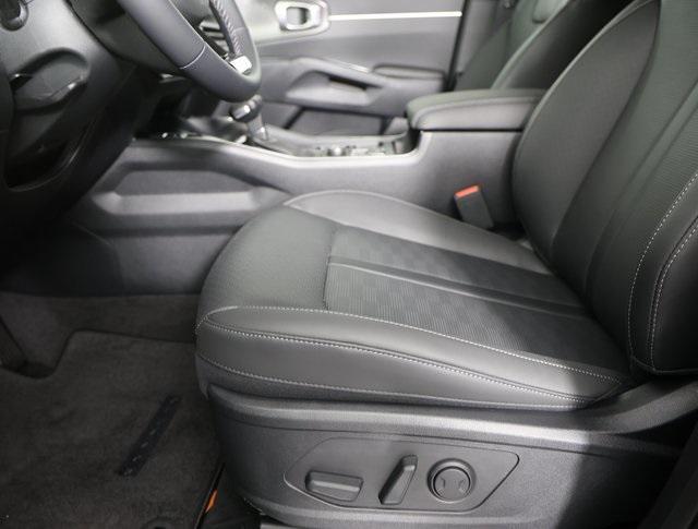 new 2025 Kia Sorento car, priced at $35,195