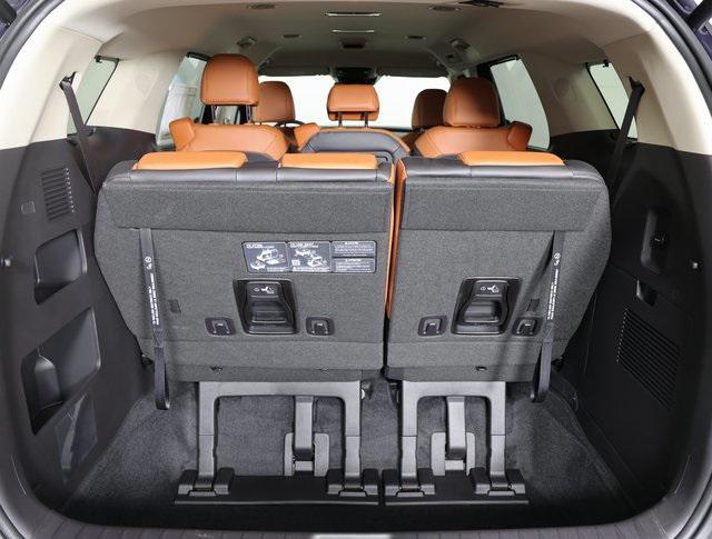 new 2025 Kia Carnival car, priced at $42,230