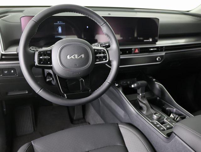 new 2025 Kia Sorento car, priced at $37,855