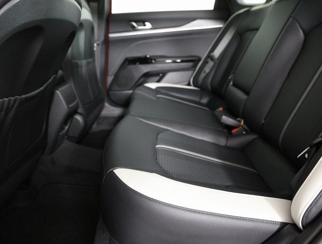 new 2025 Kia K5 car, priced at $30,821