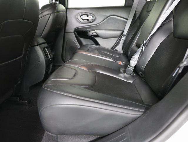 used 2019 Jeep Cherokee car, priced at $15,995