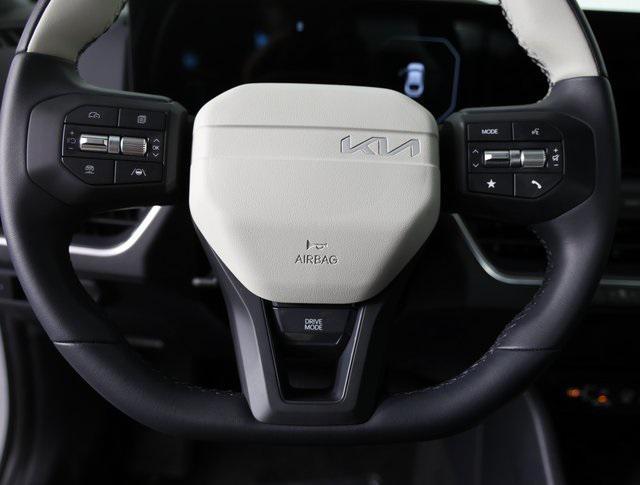 new 2025 Kia K4 car, priced at $26,107