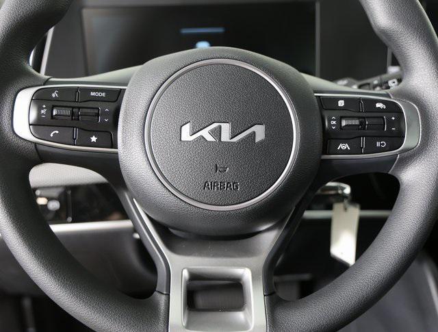 new 2025 Kia Sportage car, priced at $26,015