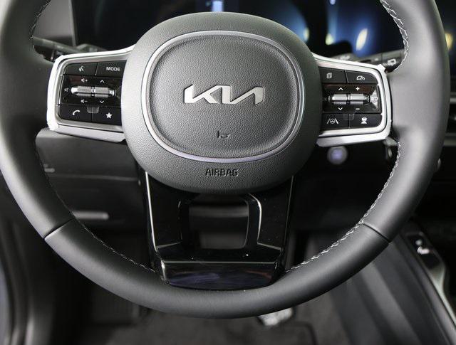 new 2025 Kia Sorento car, priced at $33,271
