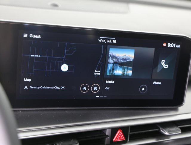new 2025 Kia Sorento car, priced at $33,271