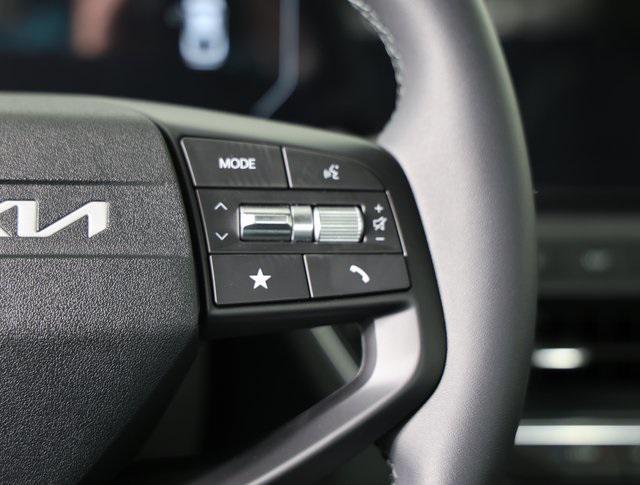 new 2025 Kia K4 car, priced at $23,913