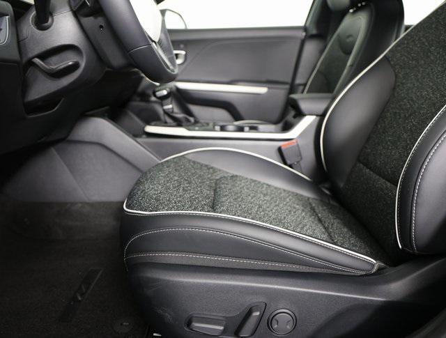 new 2025 Kia K4 car, priced at $26,107