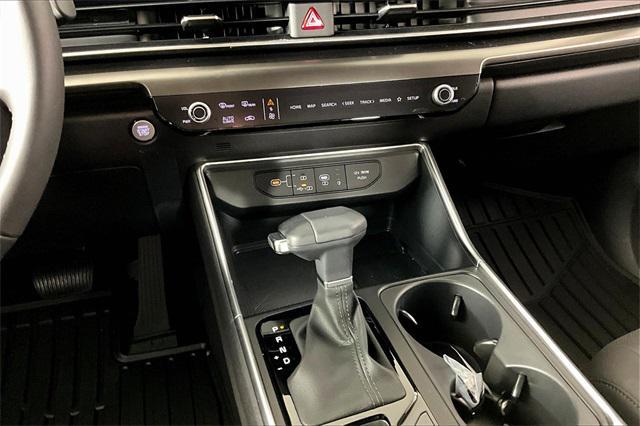 new 2026 Kia Carnival car, priced at $45,227