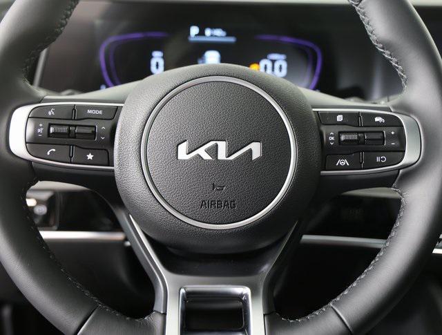 new 2025 Kia Sportage car, priced at $33,147