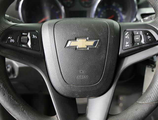 used 2016 Chevrolet Cruze Limited car, priced at $5,995