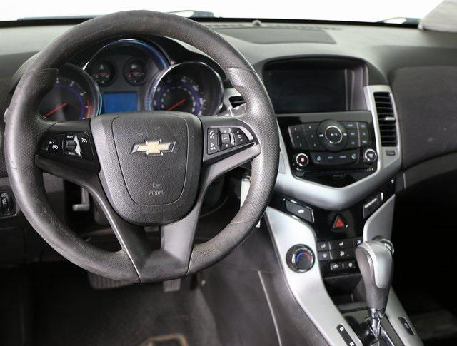 used 2016 Chevrolet Cruze Limited car, priced at $5,995