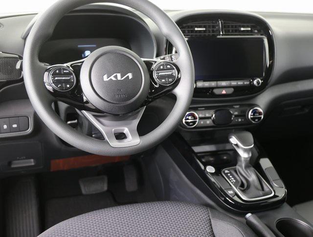 new 2025 Kia Soul car, priced at $24,107