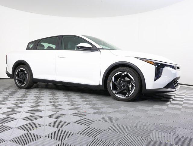 new 2025 Kia K4 car, priced at $23,554