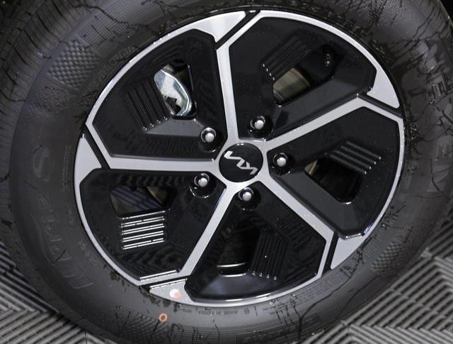 new 2025 Kia Niro car, priced at $34,955