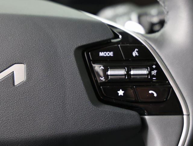 new 2025 Kia Niro car, priced at $34,955