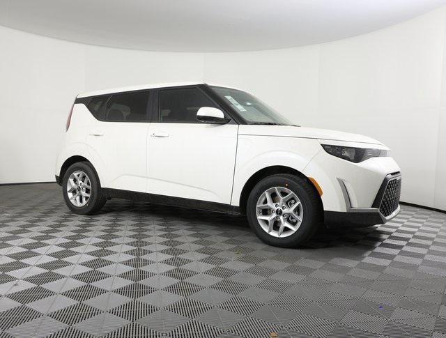 new 2025 Kia Soul car, priced at $24,230