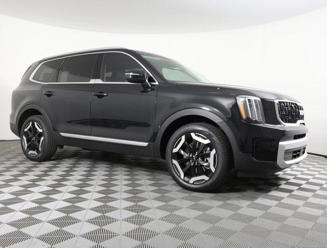 new 2025 Kia Telluride car, priced at $44,055