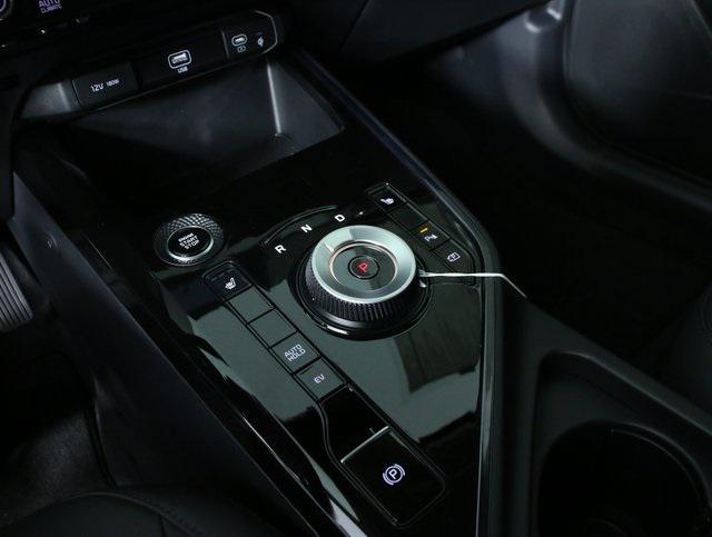 new 2024 Kia Niro Plug-In Hybrid car, priced at $34,050