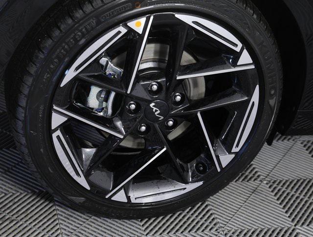 new 2025 Kia K4 car, priced at $27,087
