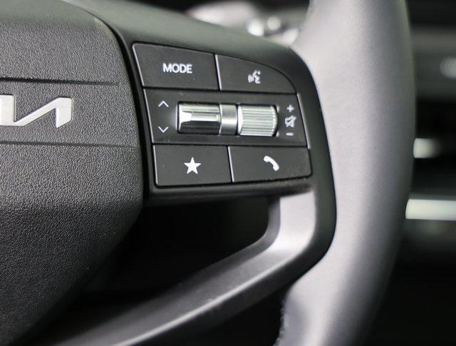 new 2025 Kia K4 car, priced at $23,662