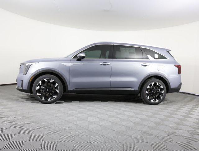 new 2025 Kia Sorento car, priced at $39,899