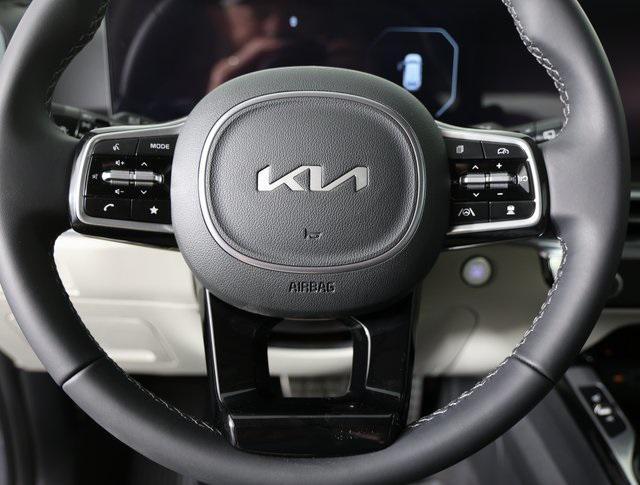 new 2025 Kia Sorento car, priced at $39,899