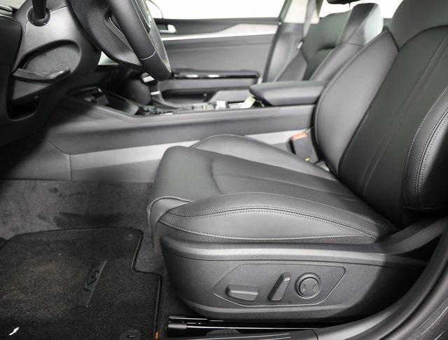 new 2025 Kia K5 car, priced at $33,969