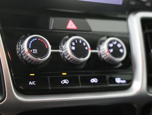 used 2023 Kia Sorento car, priced at $23,495