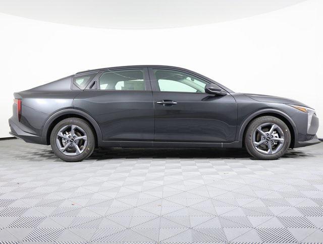 new 2025 Kia K4 car, priced at $23,665