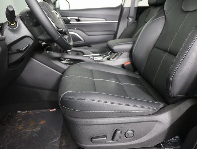 new 2025 Kia Telluride car, priced at $42,283