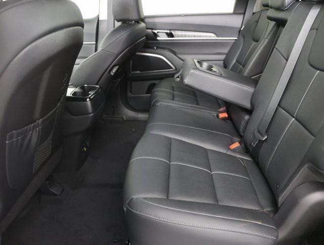 new 2025 Kia Telluride car, priced at $42,283