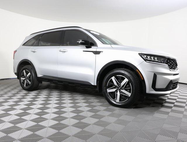 used 2021 Kia Sorento car, priced at $20,450