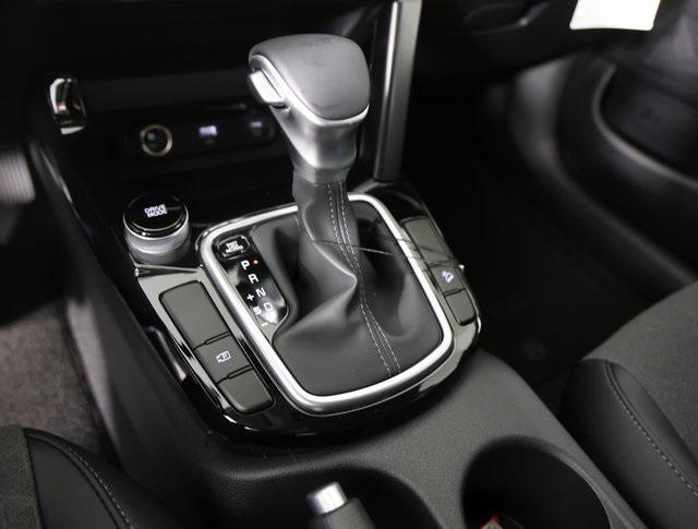 new 2025 Kia Seltos car, priced at $23,806