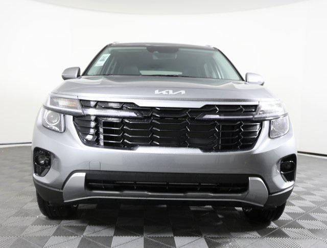 new 2025 Kia Seltos car, priced at $23,806