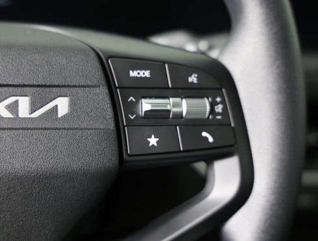 new 2025 Kia K4 car, priced at $22,176