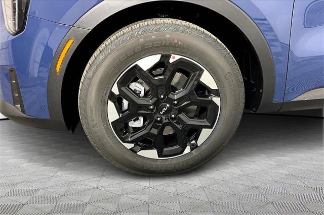 new 2026 Kia Sorento car, priced at $32,930