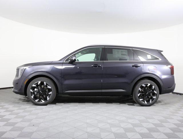 new 2025 Kia Sorento car, priced at $37,639