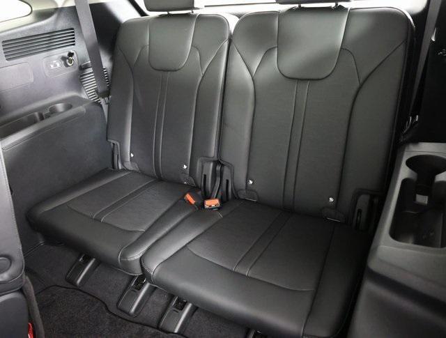 new 2025 Kia Sorento car, priced at $37,891